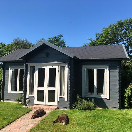 Modern Summerhouse Lymington Bagian luar foto